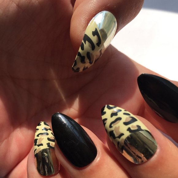 leopard an gold mirror chrome n black nails - Picture 1 of 4